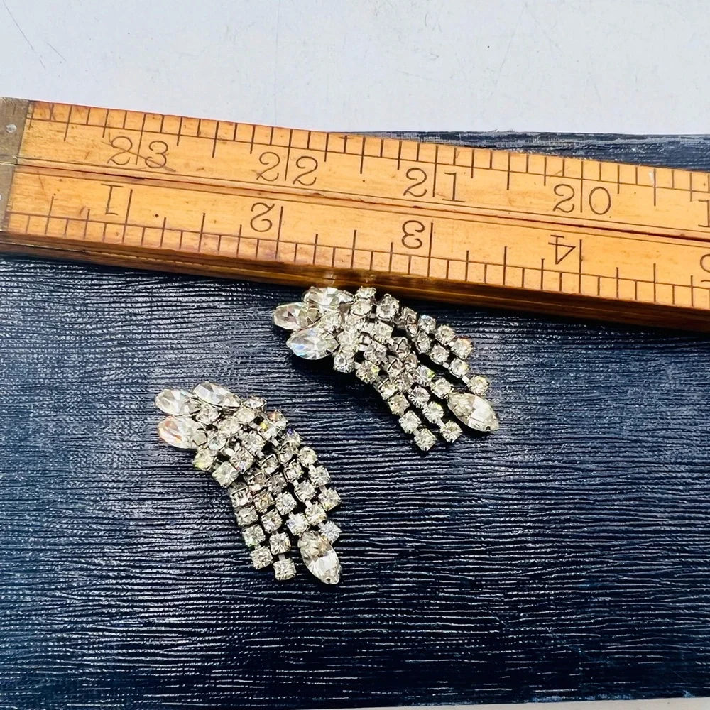 Vintage rhinestone fringe clip on earrings costume jewelry silver tone